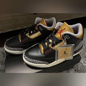 Women’s Air Jordan 3 Retro Blk/Metallic Gold Sz 5.5